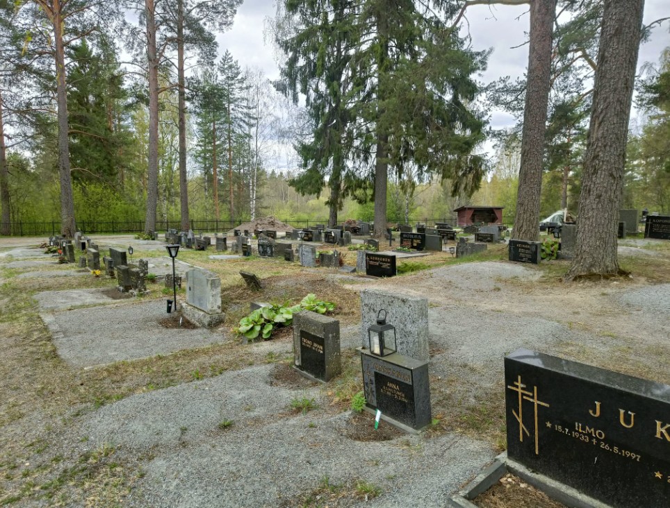 Kirkkomaan hautausmaa, Polvijärvi Kirkkomaan hautausmaa