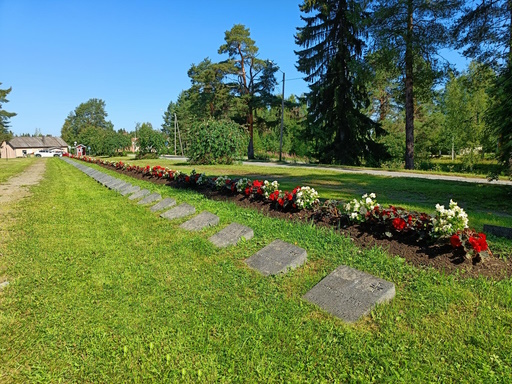 Sankarihautausmaa, Polvijärvi Sankarihautausmaa, Polvijärvi
